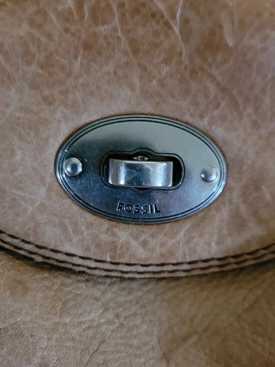 Vintage FOSSIL Purse - Picture 3 of 5